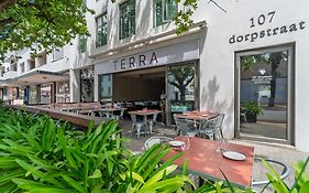 107 Dorpstraat Boutique Hotel